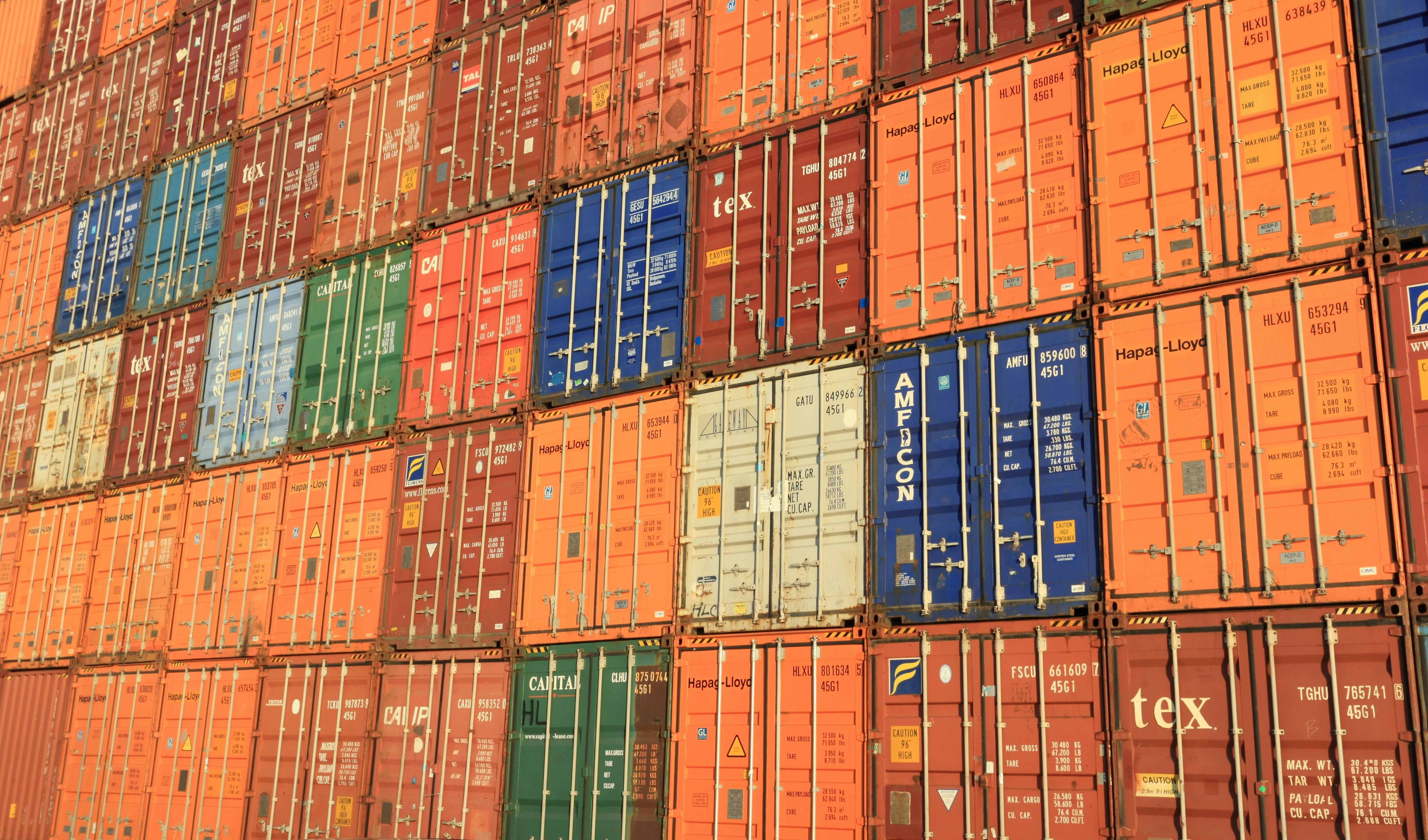 Container operation at port
